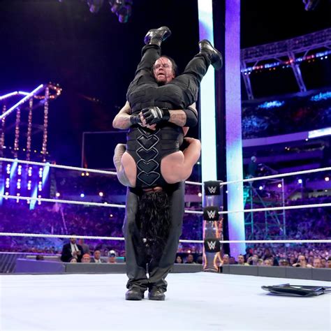 WrestleMania 33 Results (4/2): Reigns vs Undertaker & More!.